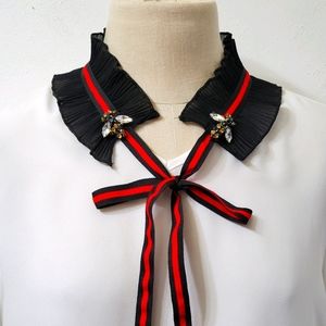 Deco Lux Bee Bejeweled Blouse Size Medium